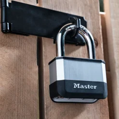 Master Lock Elite™ Heavy Duty Lock with Hardened Boron Steel Shackle, 2-5/8 in. (67mm) wide, 1-1/2 in. (38mm) Shackle